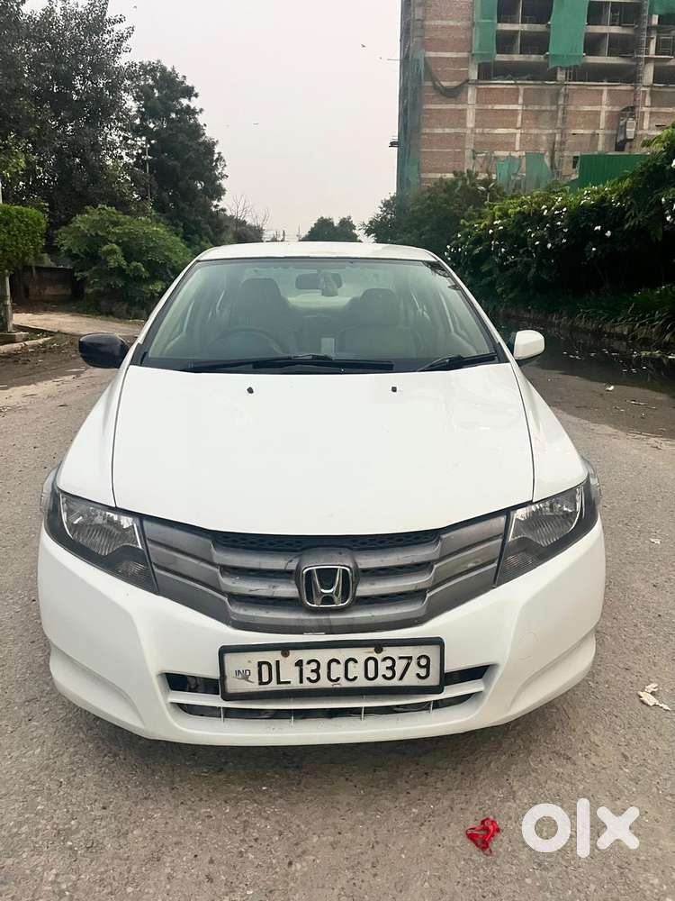 Honda City 2011-2013 V AT Exclusive, 2011, Petrol