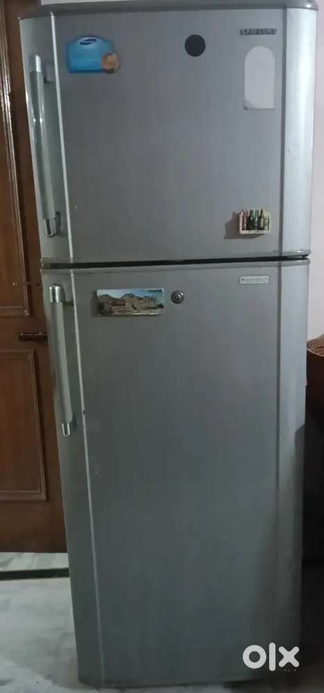 Samsung Refrigerator in good condition