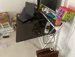 Computer table