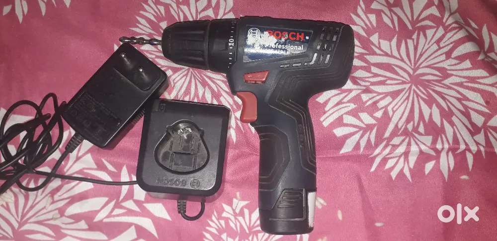 Bosch chargeble drill machine