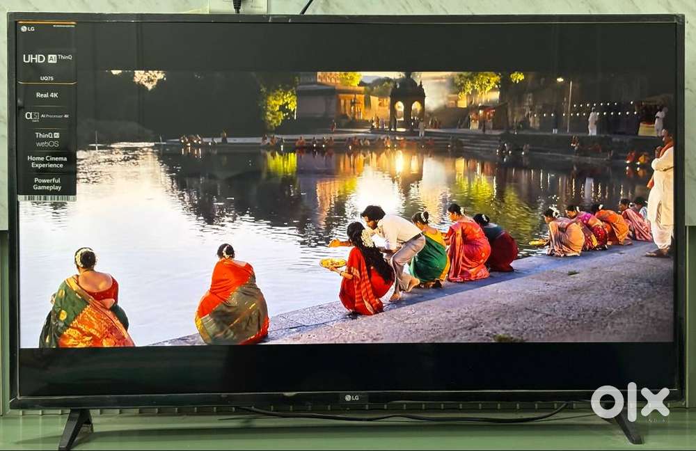 LG 4k TV 43 inches (1.5 years old )