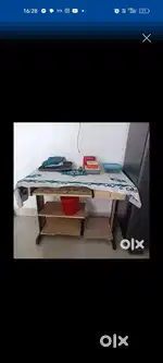 Computer table