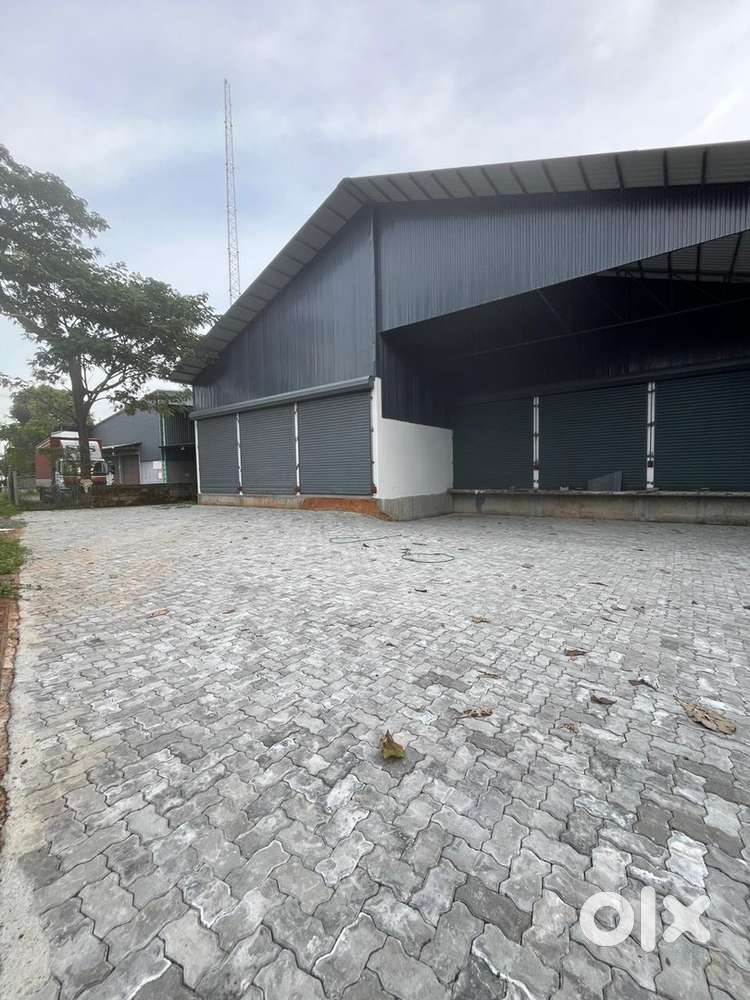 9800 sqft Godown for sale at Aluva, Veliyathunadu, Near UC college