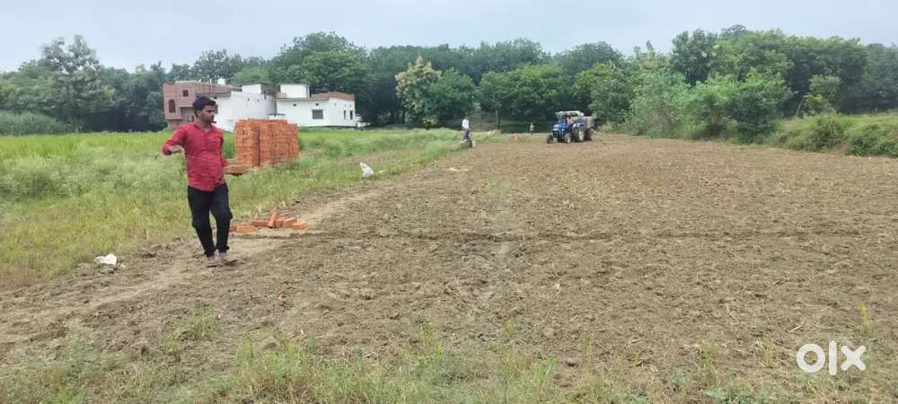 Plot available location babtpur airport