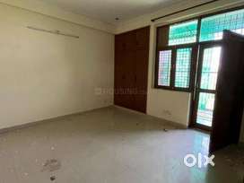 3 Bhk  semi Funi.  Flat for Rent in Greater Noida