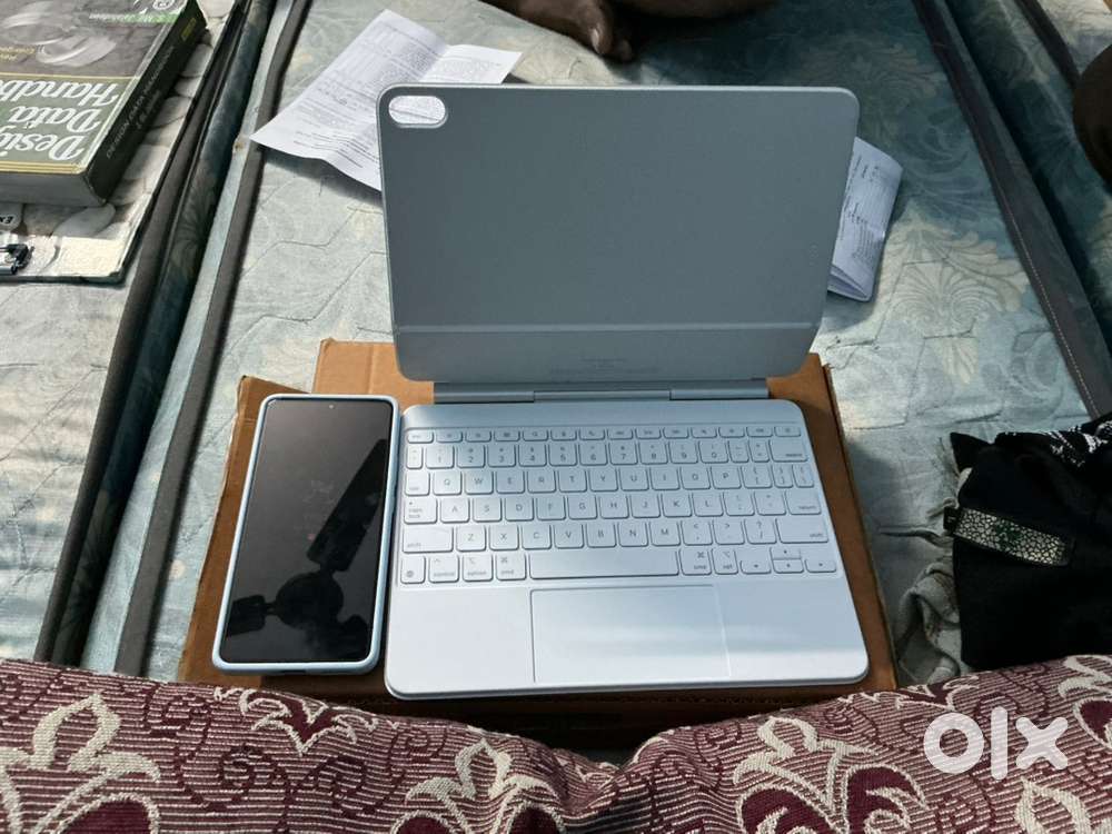 Magic keyboard 11 inch