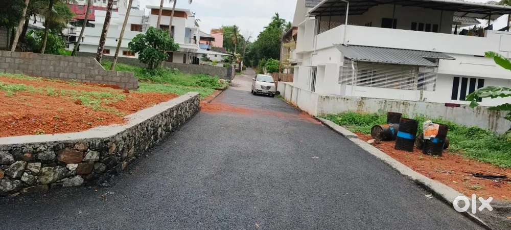 4,5,6,7, cents Residential plots for sale near Angamaly town, Airport
