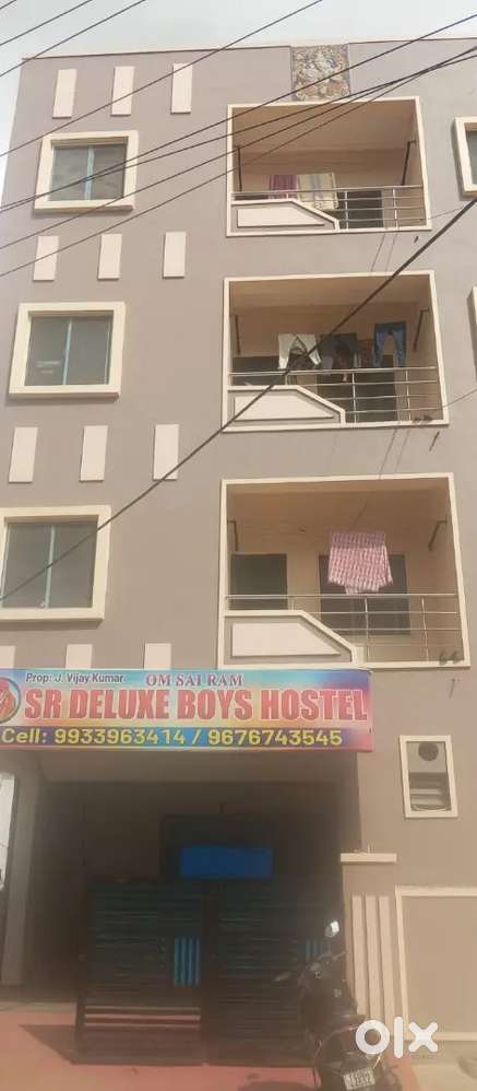 My boys hostel sell   60 beds  and kitchen items and dining tables