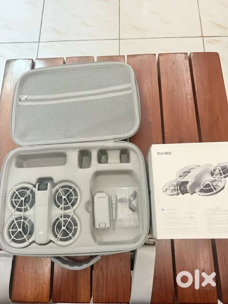 DJI Neo (Drone Only) 4K Ultra-Stabilized Video Voice Control Mobile