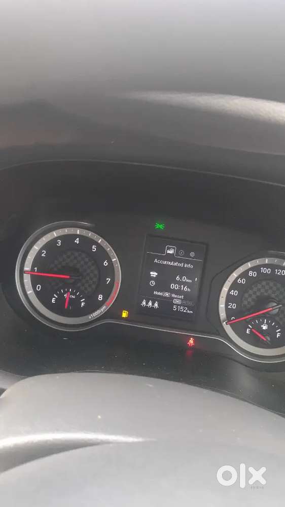 Ola uber k liye driver chaiye .jiski id phele se ho.