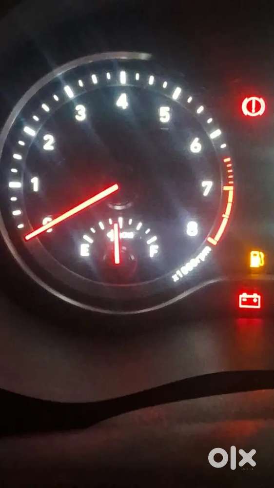 Theke pe deni h aura gadi h