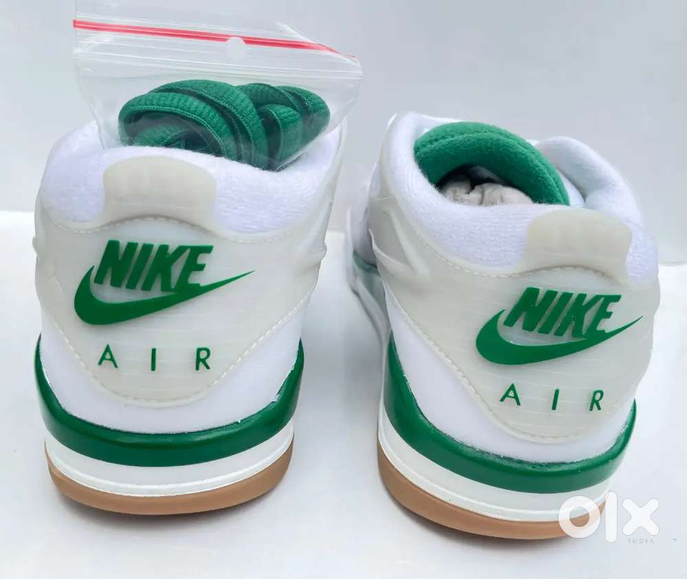 Air Jordan 4RM