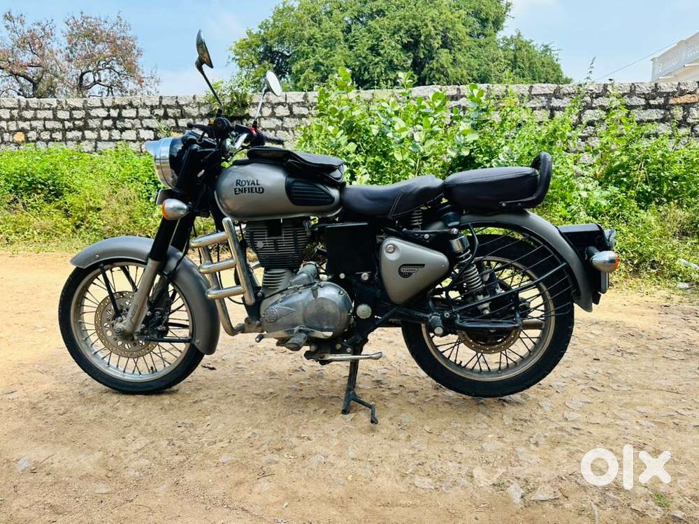 Royal Enfield Gun Metal Classic 350