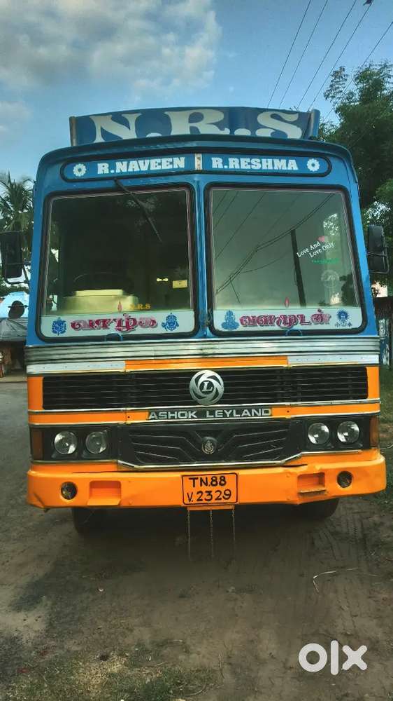 NRS 10wheel tipper utruck 7unit body cabin