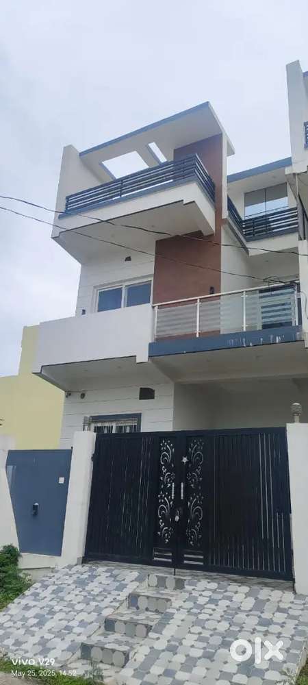 3bhk luxury duplex mountain view prime location