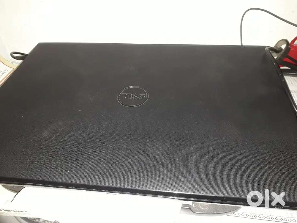 Dell 3567 i3 7th gen 8gb ram ssd 125,1tb hard disk