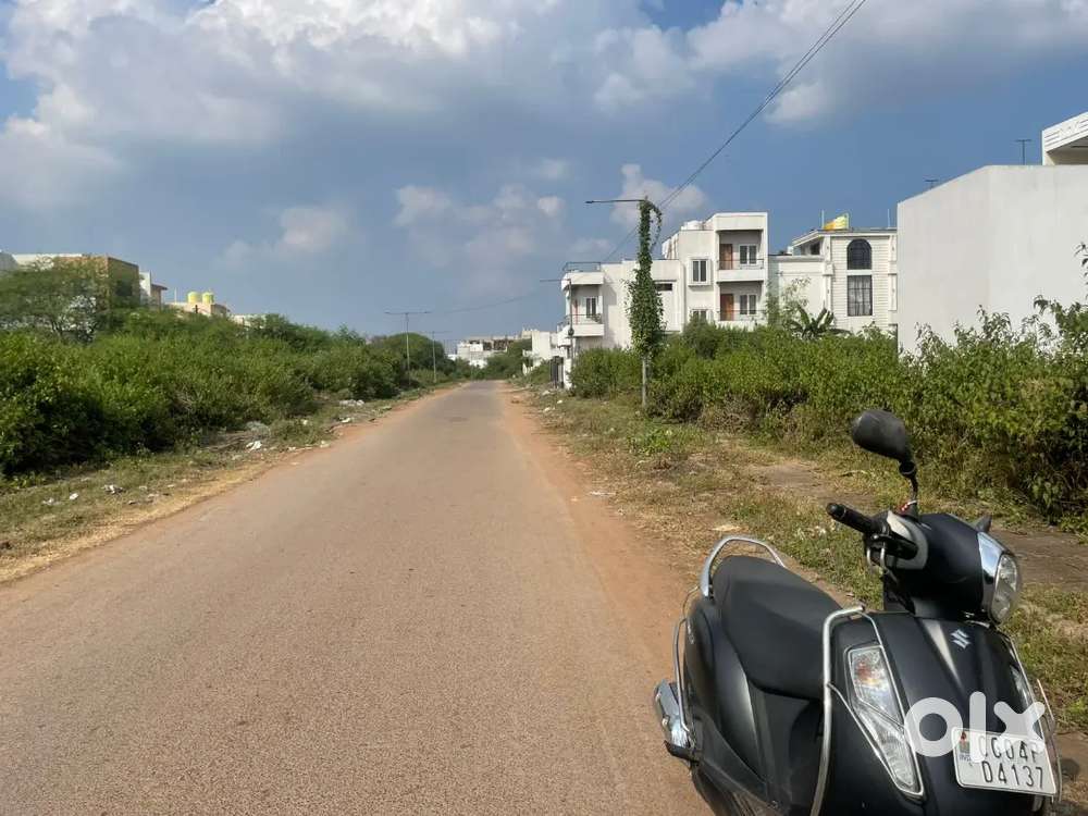 Indraprast phase 2 block F,
Premium location .