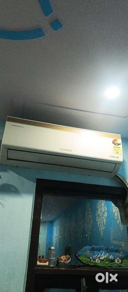 Lloyd Split AC