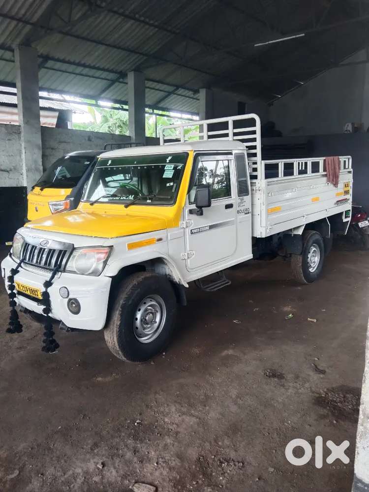 Mahindra Pickup F B