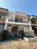 Villa at prime location