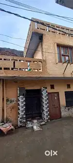 For sale 100 gaj house 3 BHK store washroom and kitchen