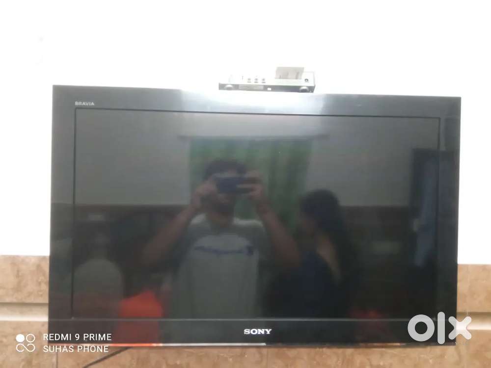 Sony Bravia ‘32’ inch lcd