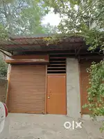 Godaun he saman Rakh sakte ho