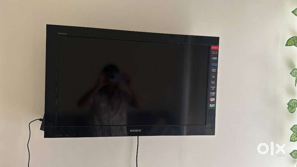 Sony TV - 32