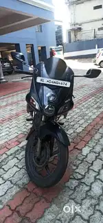 Hero Karizma R Black