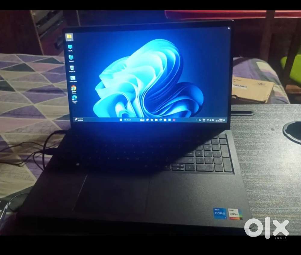 DELL 15  INTEL CORE I5 12GEN