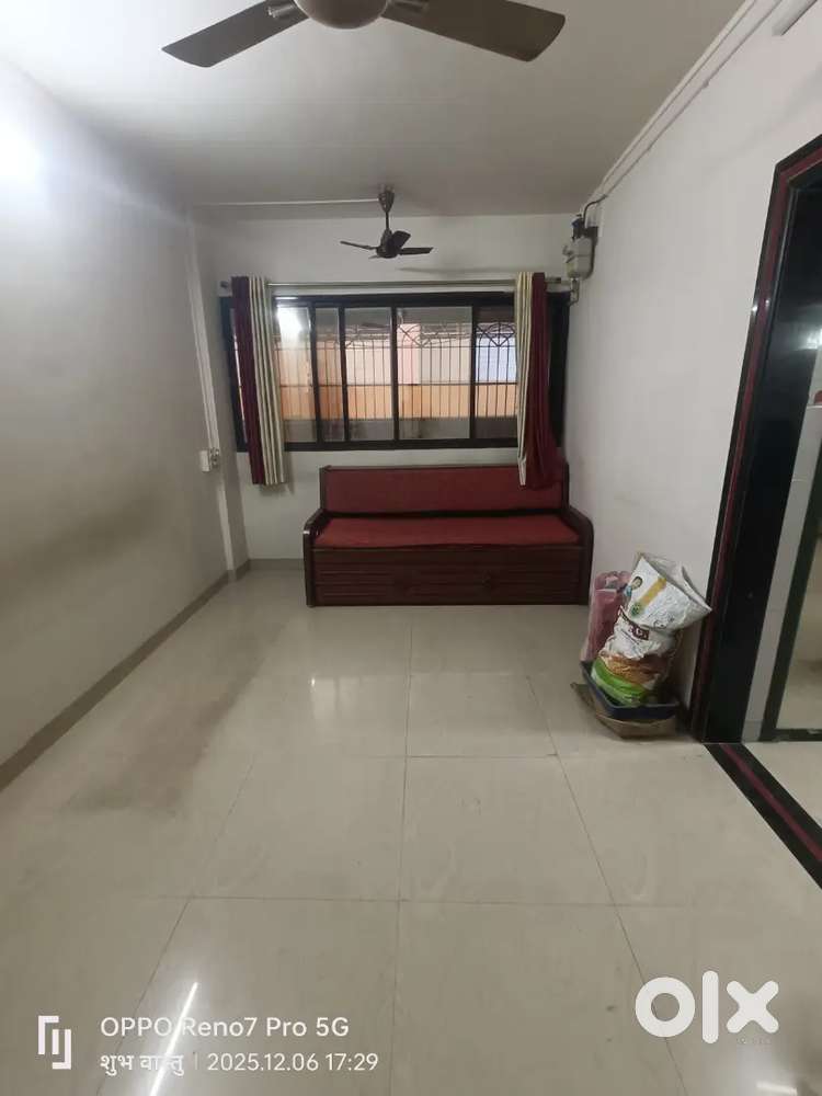 Pandurang Wadi, 1St Floor, Semi Furnished Flat Rent, Dombivali East
