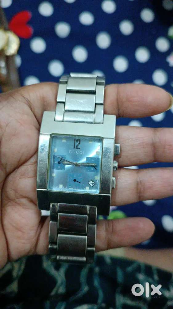 Gucci watch