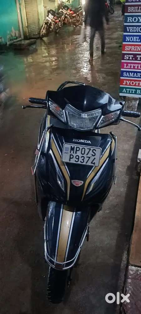 Activa 6G special edition