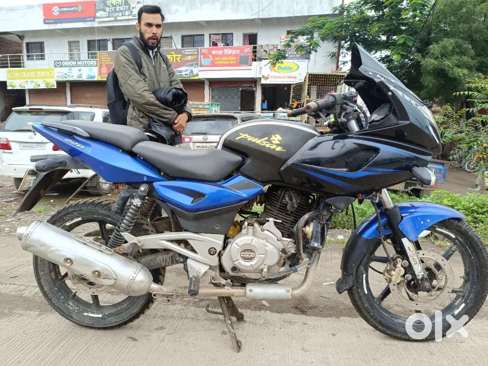 Pulsar 220F DTSi - 2015 model in very Good condition urgent selling.
