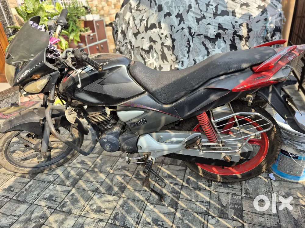 CBZ EXTREME Good contition fully working