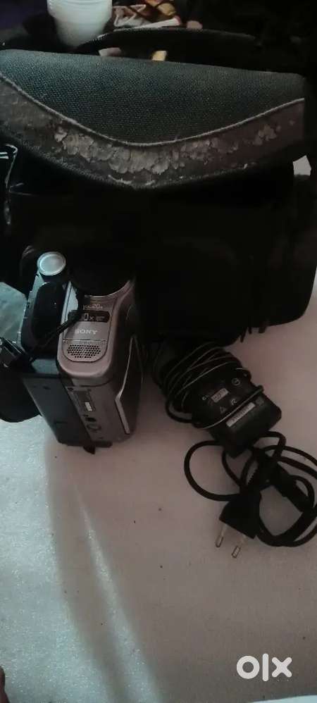 Sony HANDYCAM camera recorder