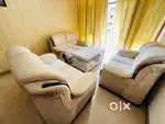 6 Sitter Sofa Set With Center Table