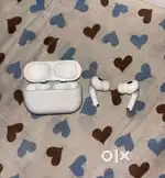 apple airpods 2 (2100rs)