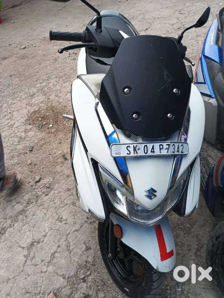 BURGMEN SCOOTY  FOR SALE