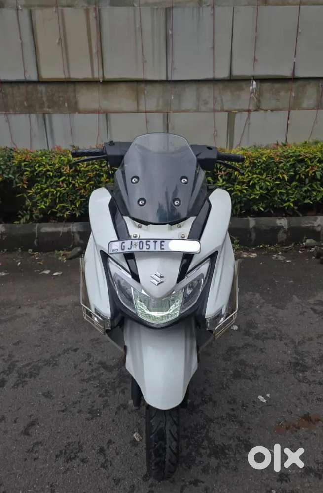 Suzuki burgman street model 2024