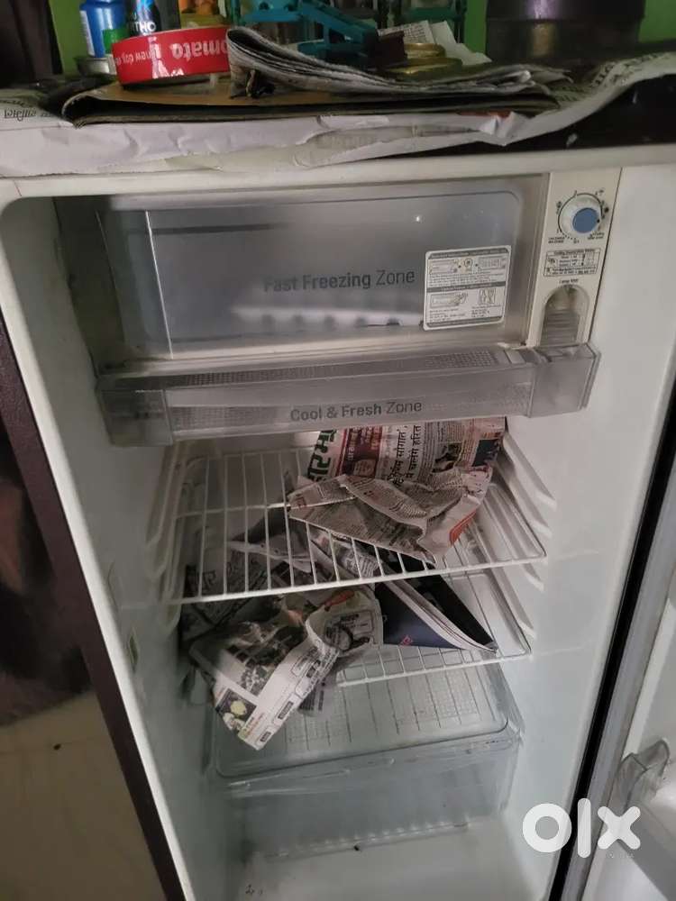 Refrigerator sale 3500
