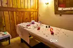 FRESHER FEMALE CANDIDATE WANTED FOR SPA THERAPIST JOB (FULL TIME)