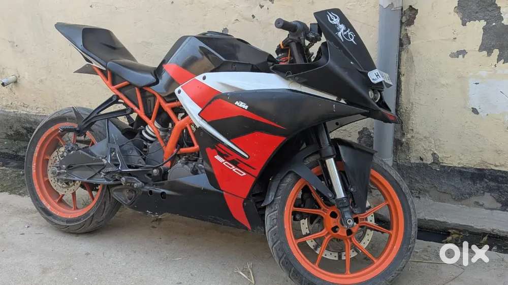 Koi kami nahi h bike me