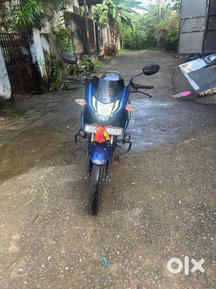 Honda SP160 Dual Disc