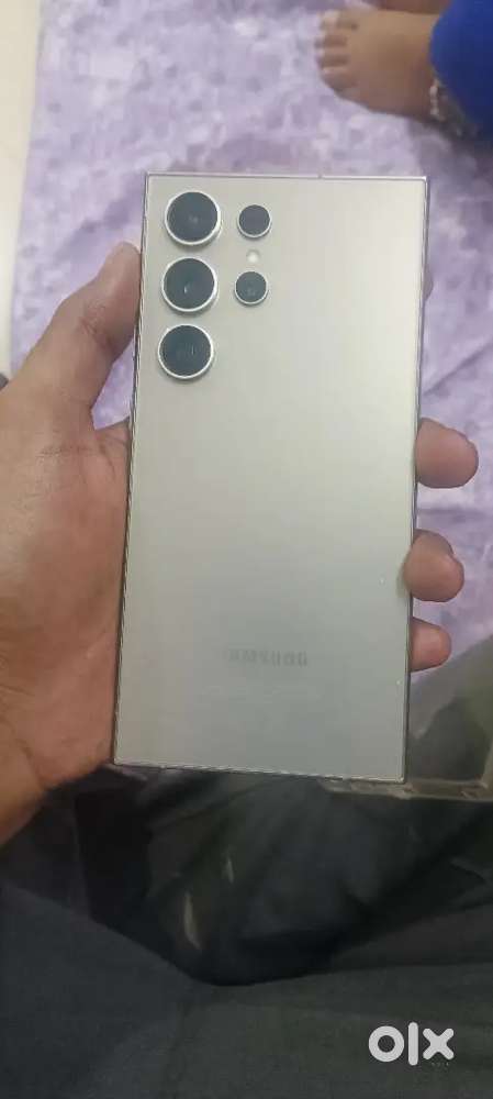 Samsung s24 ultra mobile with good condition