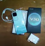 Vivo V30 Excellent