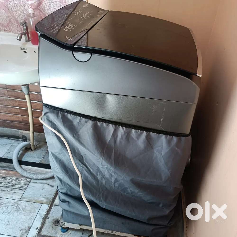 Whirlpool top load washing machine, inbuilt heater