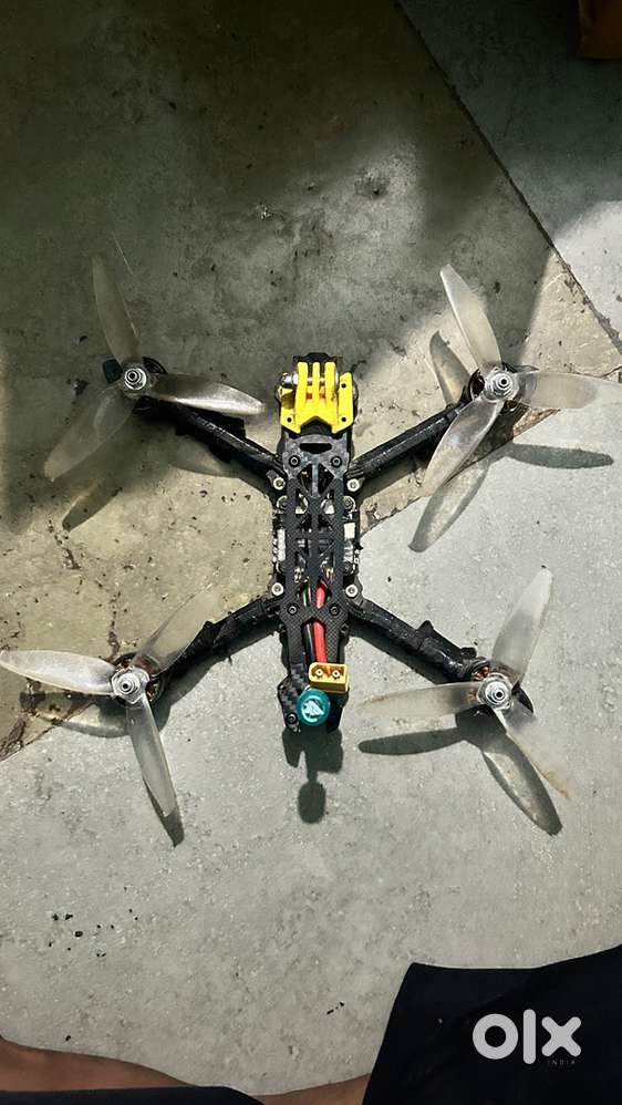 freestyl fov racing and cinematic drone