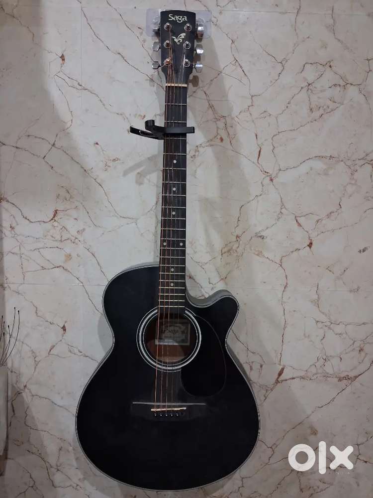 Saga Guitar