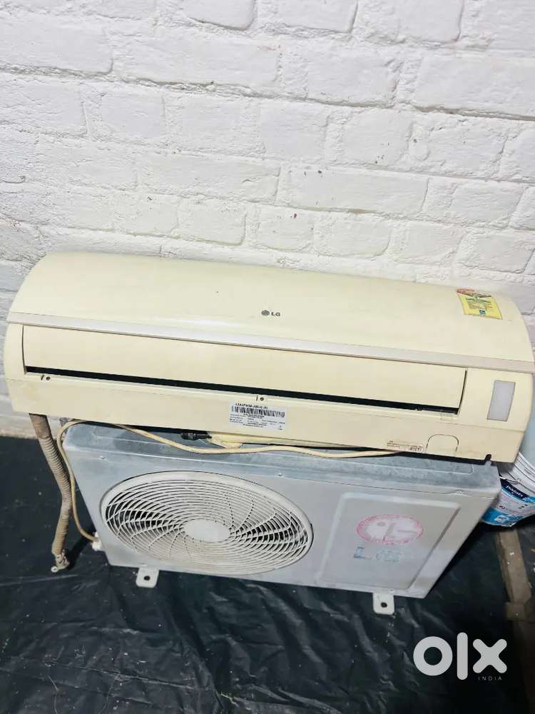 LG 3 star ac 1.5 ton  no problem cooling ok
